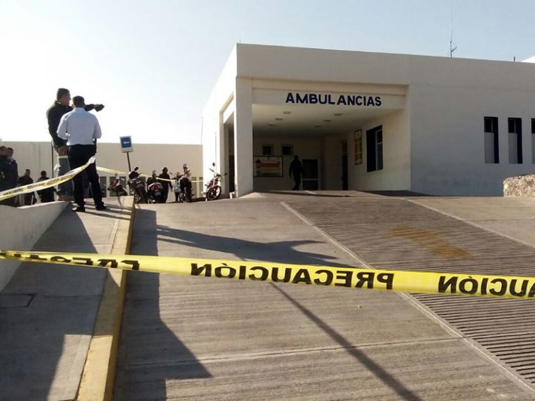 Comando irrumpe en hospital de Guanajuato y ejecuta a paciente