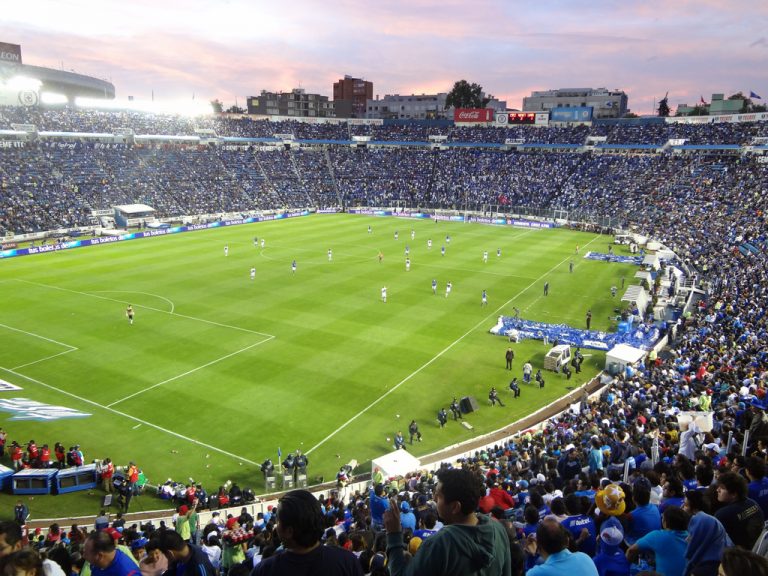 Estadio Azul inicia su torneo del adiós