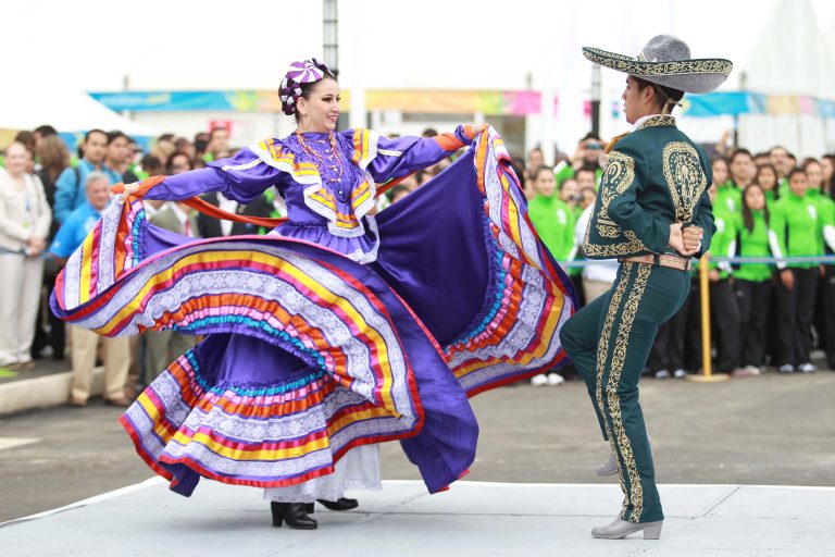 La U A de C invita a sus actividades culturales, seminarios y diplomados