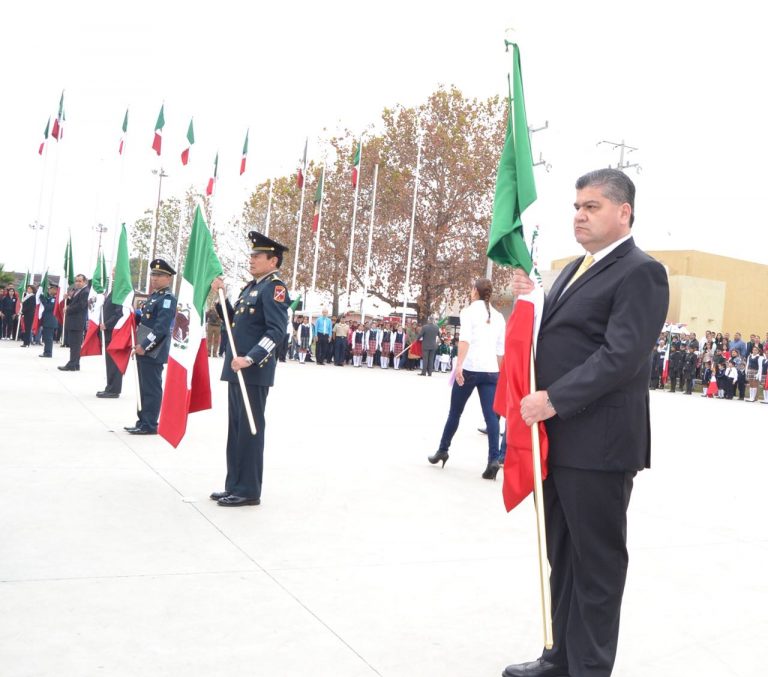 Conmemora Riquelme el Día de la Bandera en Carbonífera