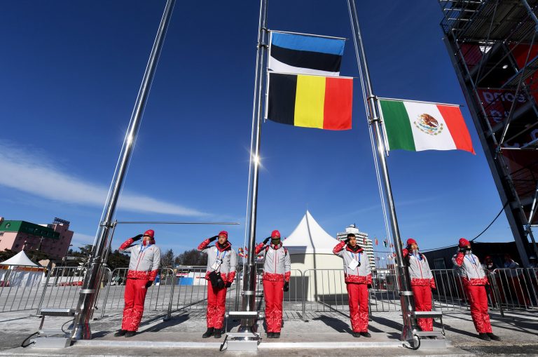 Bandera de México ya ondea en los Juegos Olímpicos de Pyeongchang  