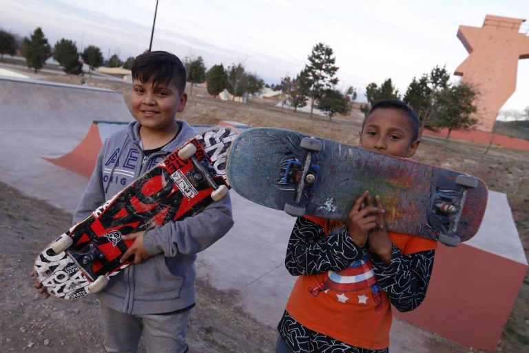 Invita Gobierno Municipal  a Noches de Skate