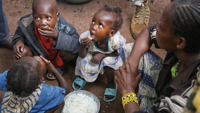 Más de cuatro millones de niños en África oriental enfrentan amenaza de desnutrición 