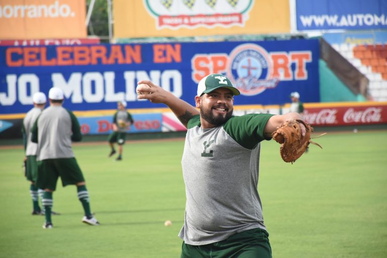 Llega el catcher Sergio Burruel en cambio definitivo a Saraperos