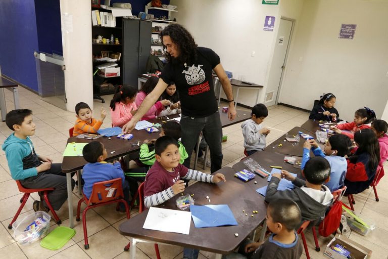 ¡A celebrar el Día de la Plastilina en el Biblioparque Sur!