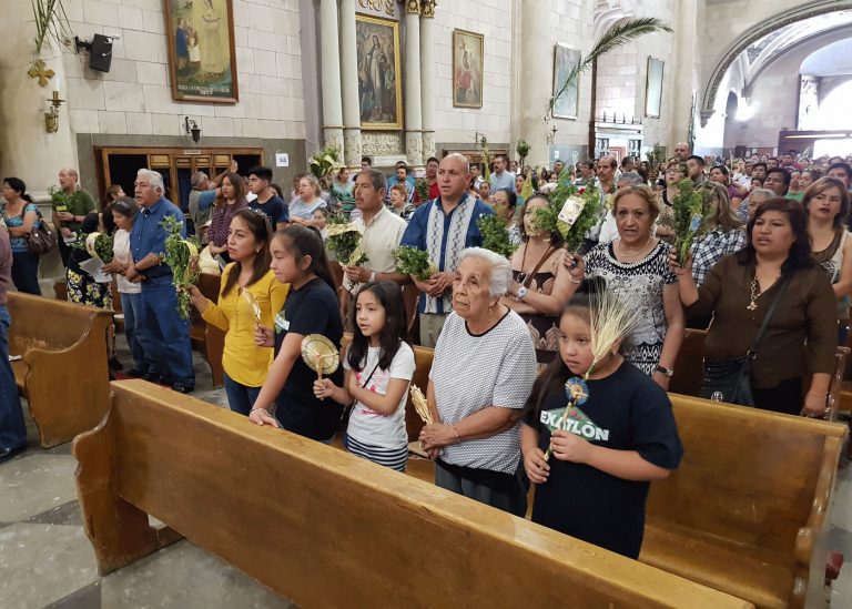 Celebran en Saltillo el inicio de la Semana Santa