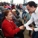 Entrega Manolo Jiménez apoyos a adultos mayores y personas con discapacidad (4)