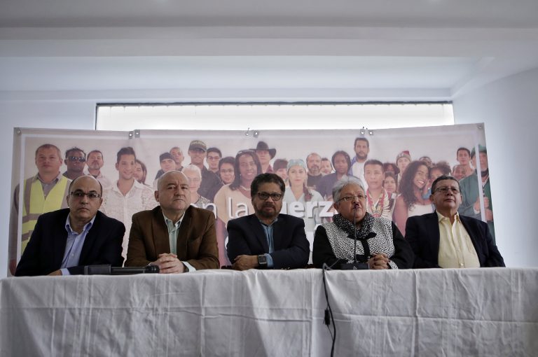 FARC anuncia retiro de candidatura presidencial en Colombia 