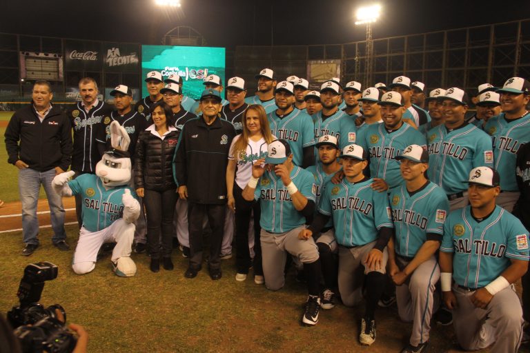 Saraperos de Saltillo y Sultanes de Monterrey llenan el Madero en pretemporada a favor de Adultos Mayores en Abandono