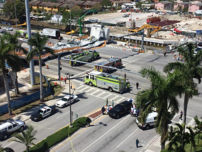 Sube a 6 los muertos por colapso de puente en Miami