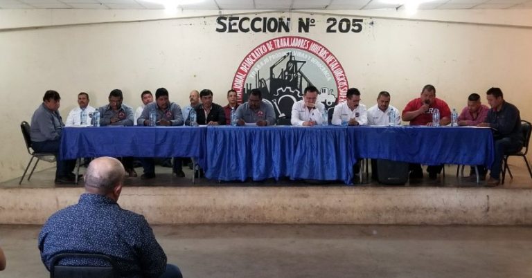 Aceptan trabajadores incremento salarial del 7 por ciento