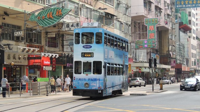 La ciudad en la que cientos de miles pagan por vivir en jaulas