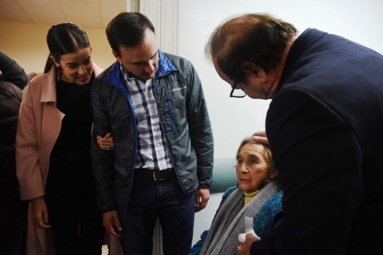 Visita Manolo a beneficiarios por operación de cataratas “Veamos Todos pos Saltillo”