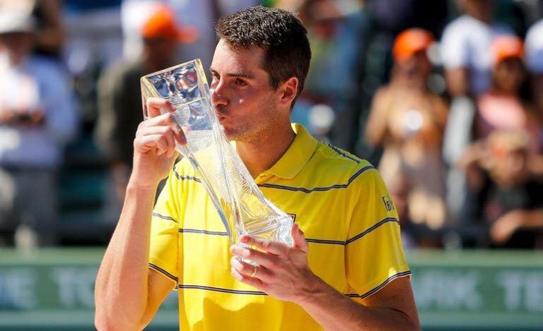 El título se queda en casa; Isner, campeón en Miami