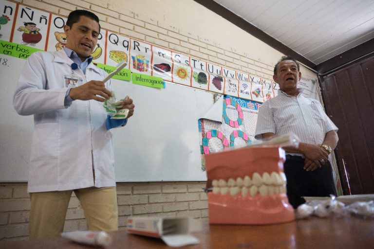 Inicia semana nacional de salud bucal en la laguna de Coahuila