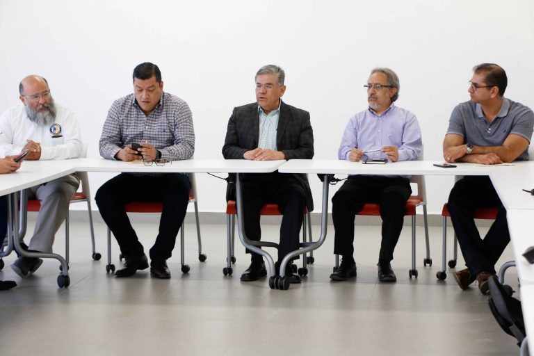 Se Reúne Rector con Directores de la Unidad Saltillo