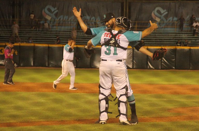 Saraperos vence 3-2 a Laredo y asegura la serie en Saltillo