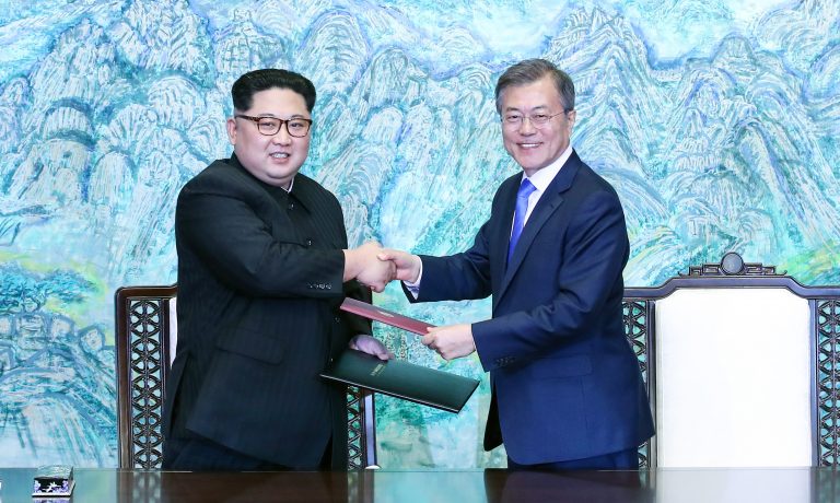 Presidente de Corea del Sur pide el Nobel de la Paz para Trump