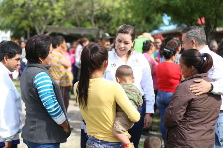 Vamos a apoyar a los jóvenes para que alcancen sus metas.- Verónica Martínez