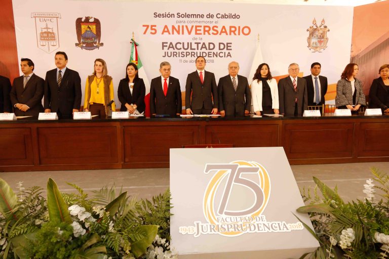 Celebra Cabildo de Saltillo Sesión Solemne en la Facultad de Jurisprudencia de la UA de C