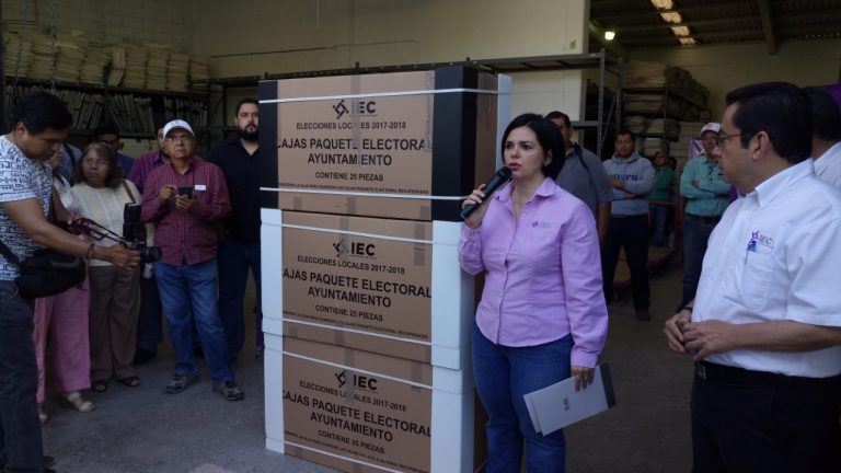 Recibe IEC material para elección del 1 de julio