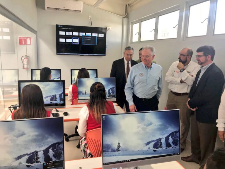 Habilitan Laboratorio de Producción Industrial en CECyTEC Acuña