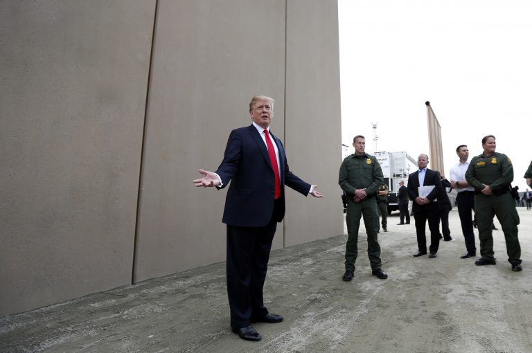 “Habrá serias y desagradables consecuencias para quienes crucen la frontera ilegalmente”, advierte Trump