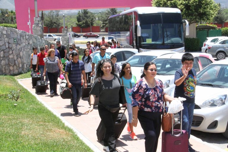 158 alumnos más inteligentes de Coahuila buscan en Saltillo pase a final nacional