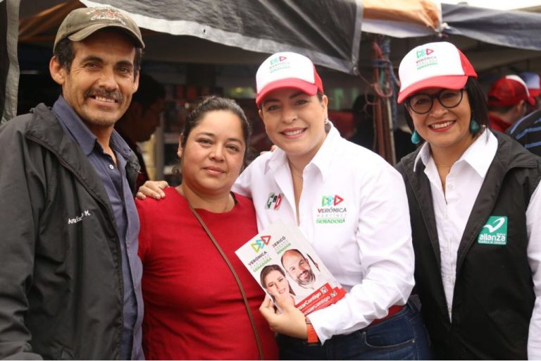 Recorre Verónica Martínez mercado de la Guayuela en Saltillo