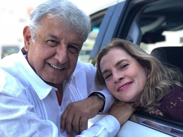 Propone esposa de AMLO poner fin a la figura de primera dama