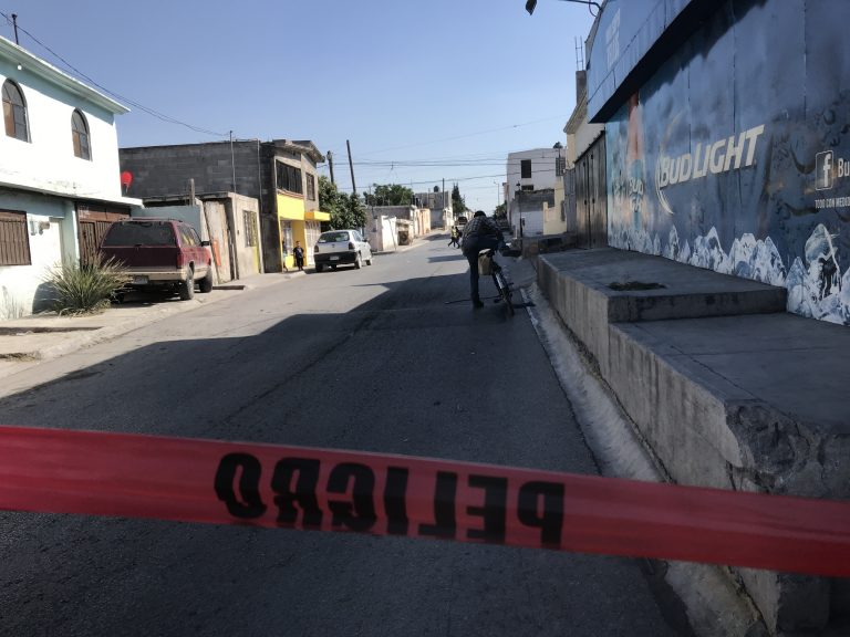 Apuñalan a joven y le quitan a vida en colonia Anáhuac