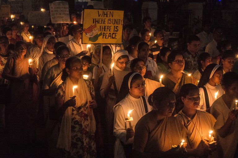 India recurre a la pena de muerte para frenar la epidemia de violaciones