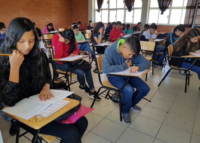 Más de 200 jóvenes buscan estudiar en el CECyTe Ramos Arizpe