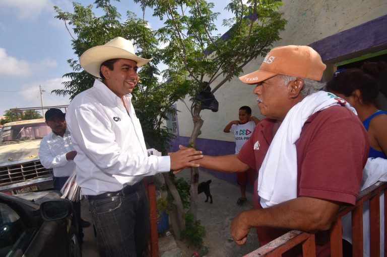 Planea Chema perforación para abastecer de agua a ejidos del cañón de Hipólito