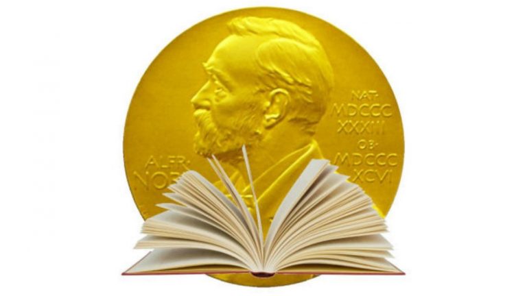 Cancelan Premio Nobel de Literatura por escándalo sexual