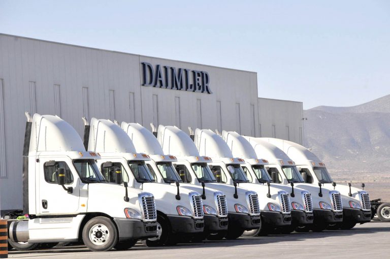 Daimler fabricará en Saltillo un tractocamión eléctrico