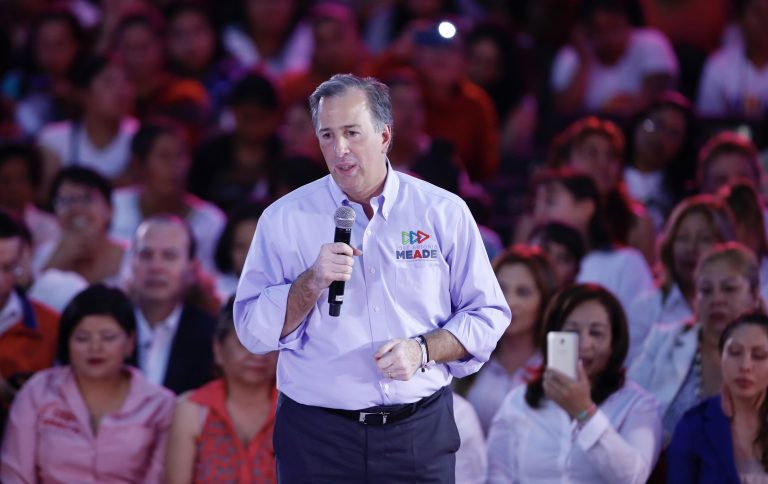 Con AMLO caminan los maestros que abandonan a los niños: Meade