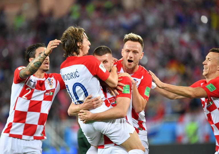 Croacia vence 2-0 a Nigeria y se coloca líder del Grupo D