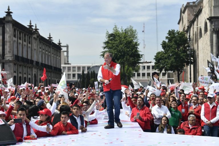 Meade ofrece gobierno honesto y honorable; llama al voto reflexivo