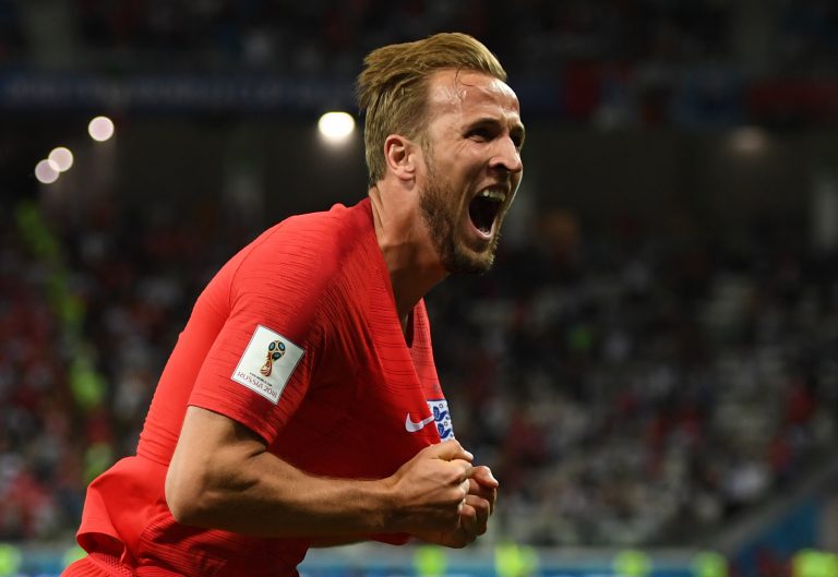 Inglaterra bate de forma agónica a Túnez gracias a un doblete de Kane