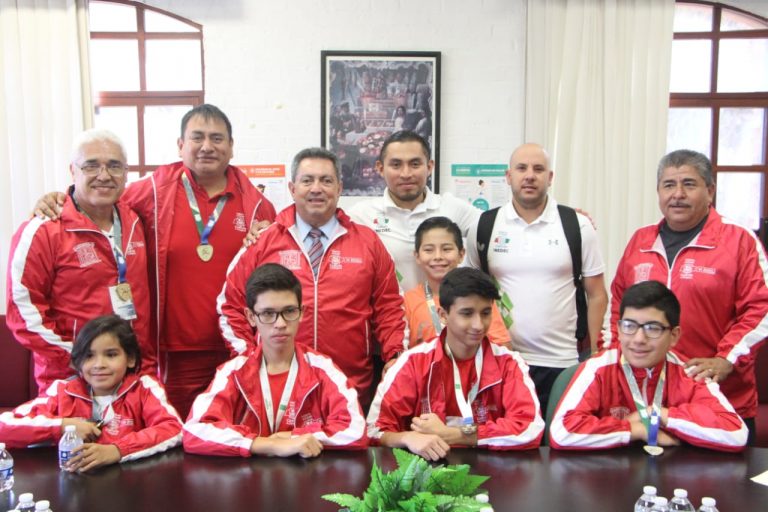 Regresan deportistas coahuilenses con medallas de los Juegos Nacionales de la Educación Básica