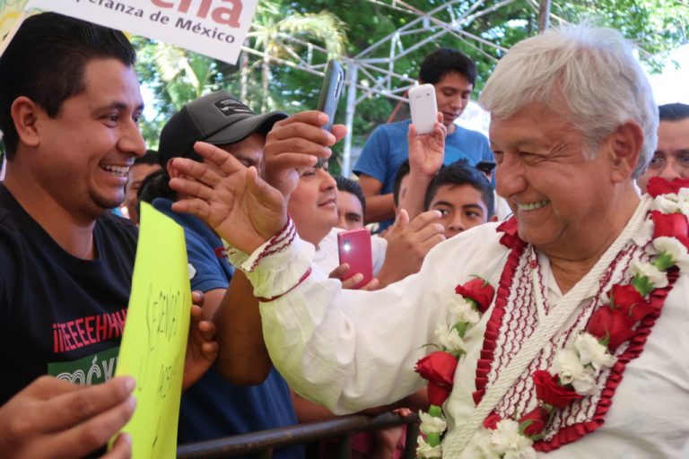 Acepta AMLO acusaciones de Anaya en el debate: “Sí entregué contratos a Riobóo”