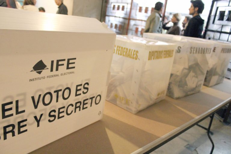 Candidatas a diputaciones y senadurías con menos presencia en medios electrónicos