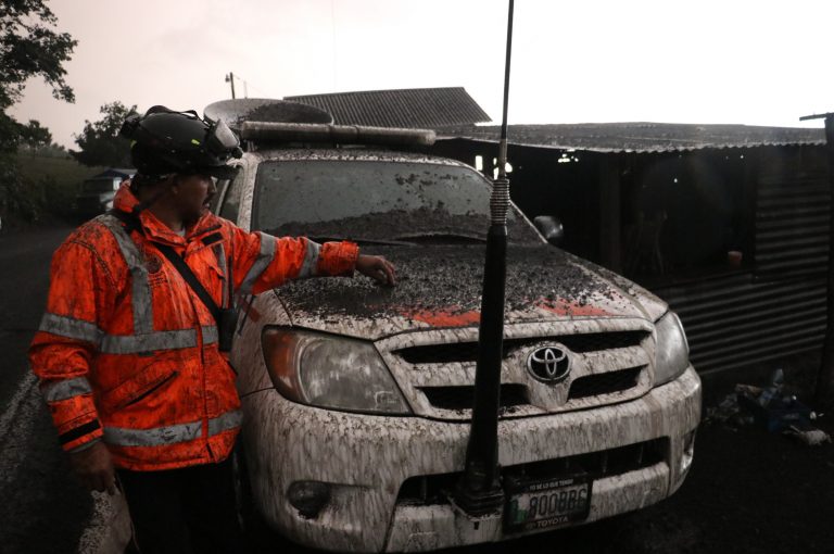 El gobierno de Guatemala advierte sobre la publicación de imágenes falsas de la erupción del Volcán de Fuego