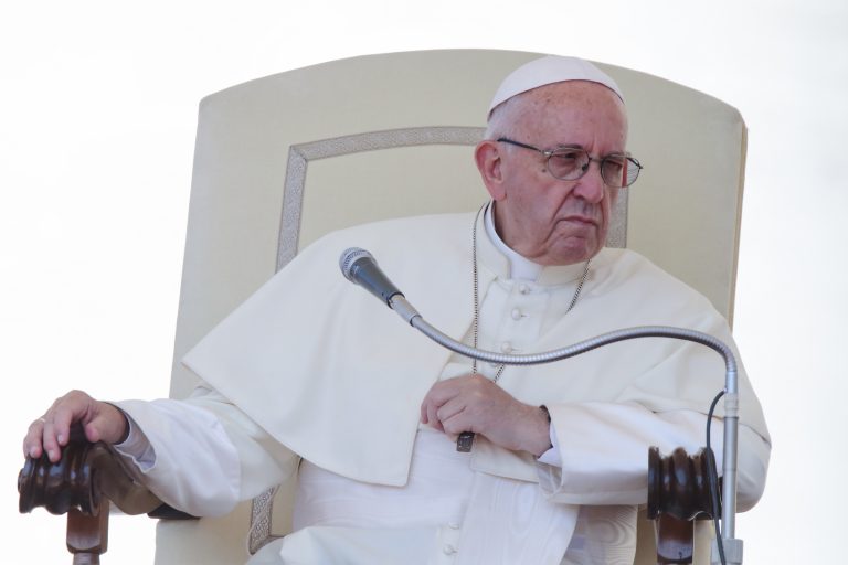 El papa llama en Ginebra a la unidad de todos los cristianos