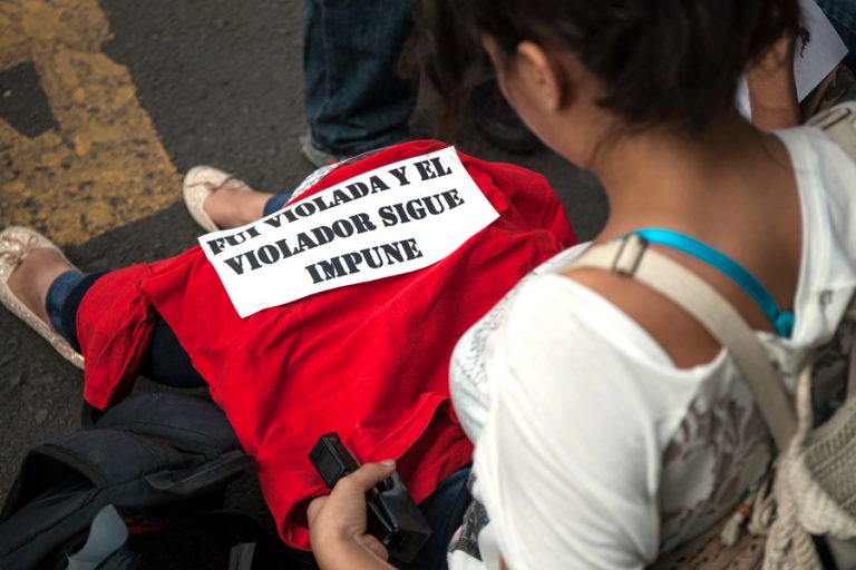 Por 6 mil euros agresores de “la manada” obtendrán su libertad