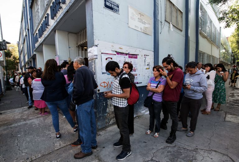 Algunos incidentes y 11 detenidos por compra de votos en México