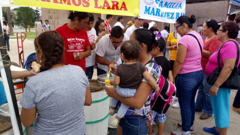 Nieve gratis para los saltillenses en el 93 aniversario de Nieve Ramos