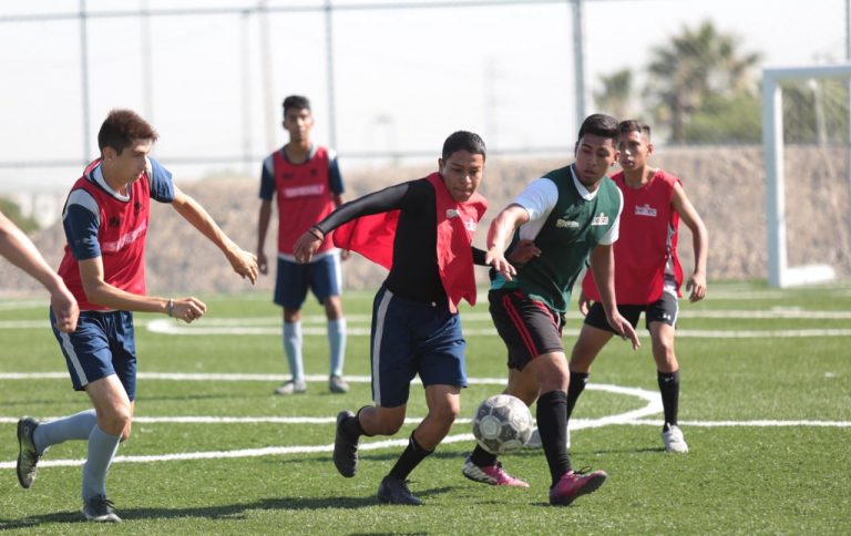 Club de futbol inicia curso de verano y anuncia apertura de academia oficial