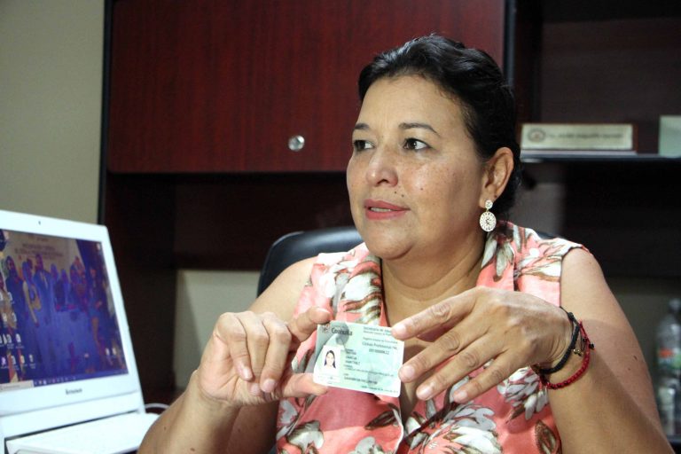 Coahuila brinda cédula profesional a bajo costo